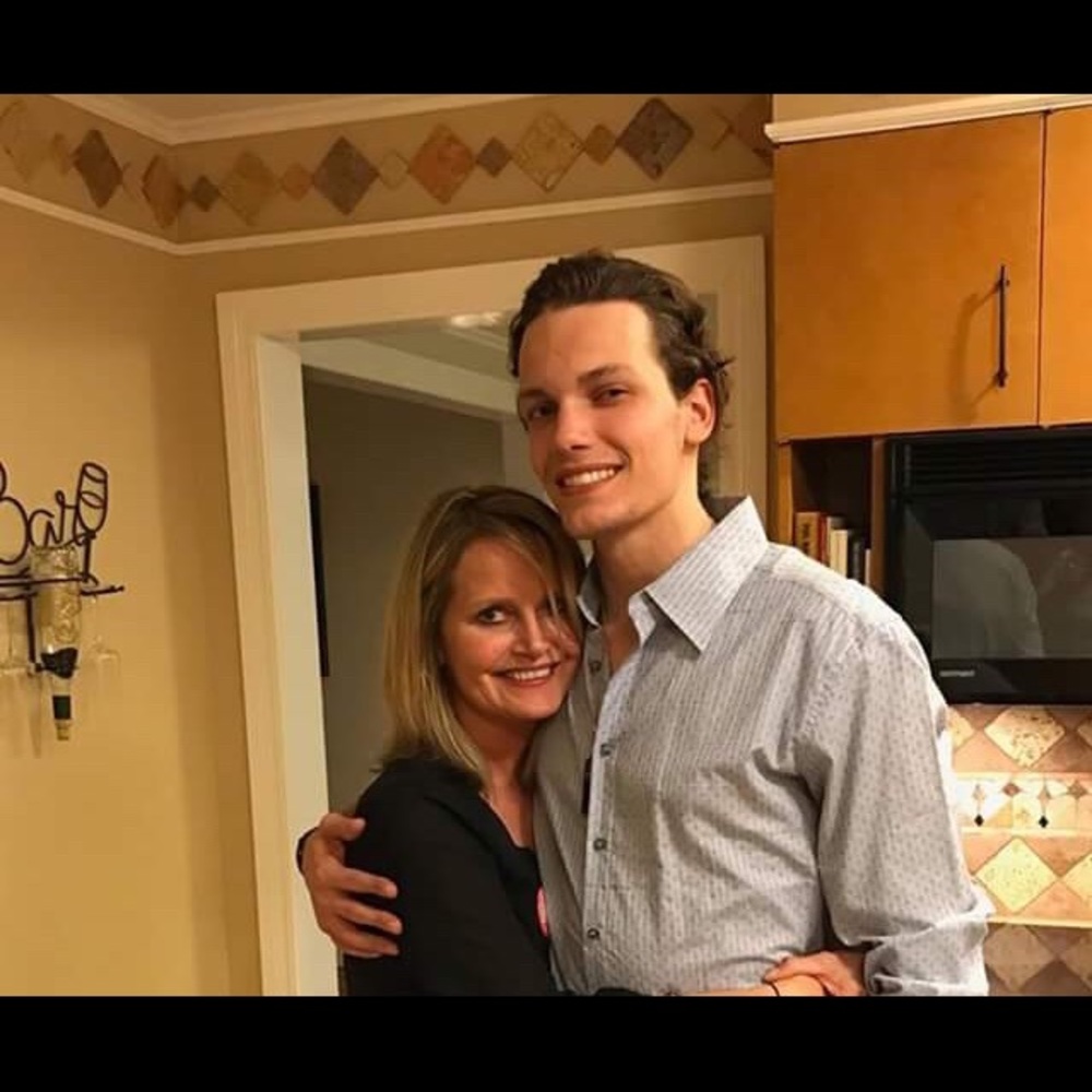 Meet your Posher, Monica - Picture 7 of 8